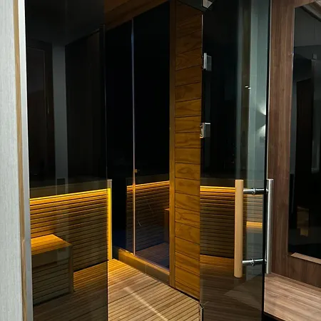 Aparthotel Be The One